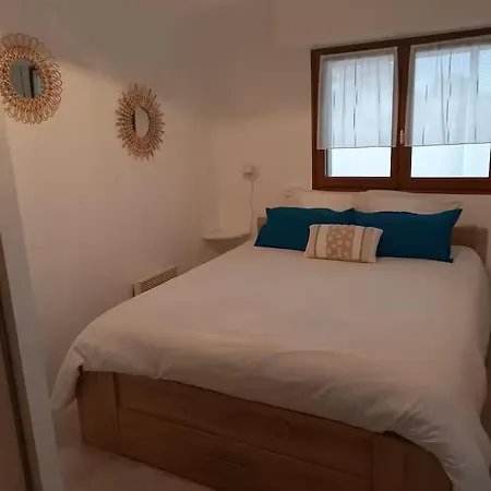 Apartment En Rez-de Jardin A 50m De La Mer! *