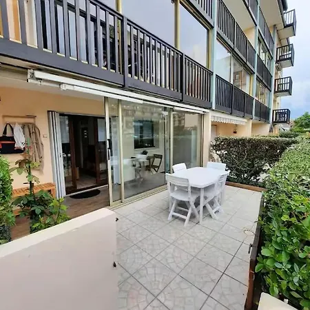 En Rez-de Jardin A 50m De La Mer! Daire *