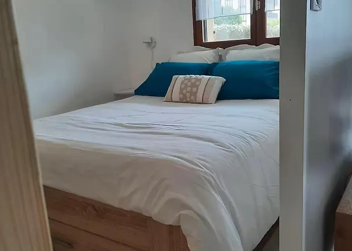 Διαμέρισμα En Rez-de Jardin A 50m De La Mer!