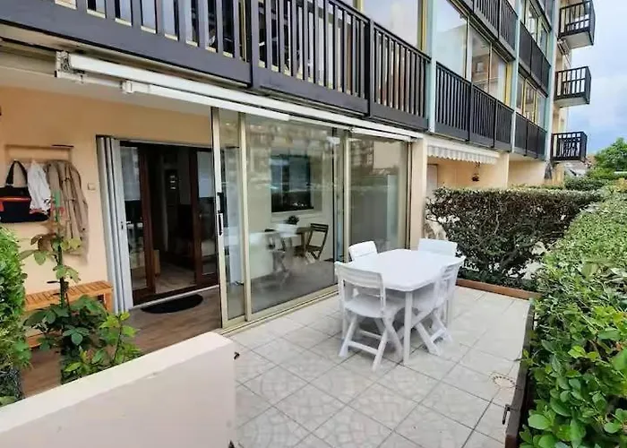 En Rez-de Jardin A 50m De La Mer! Διαμέρισμα *